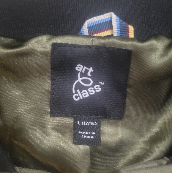 Child's Jacket - size 12-14 - Picture 3 of 6